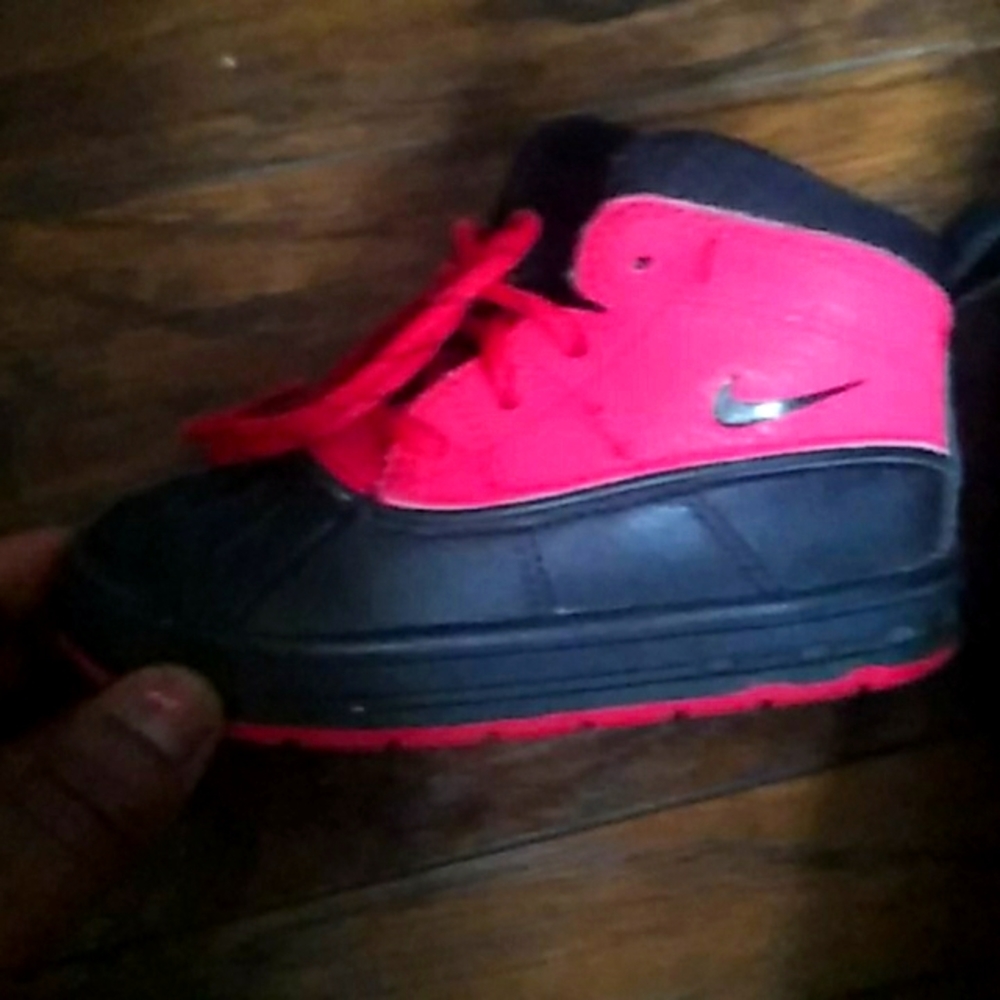 Nike shoes